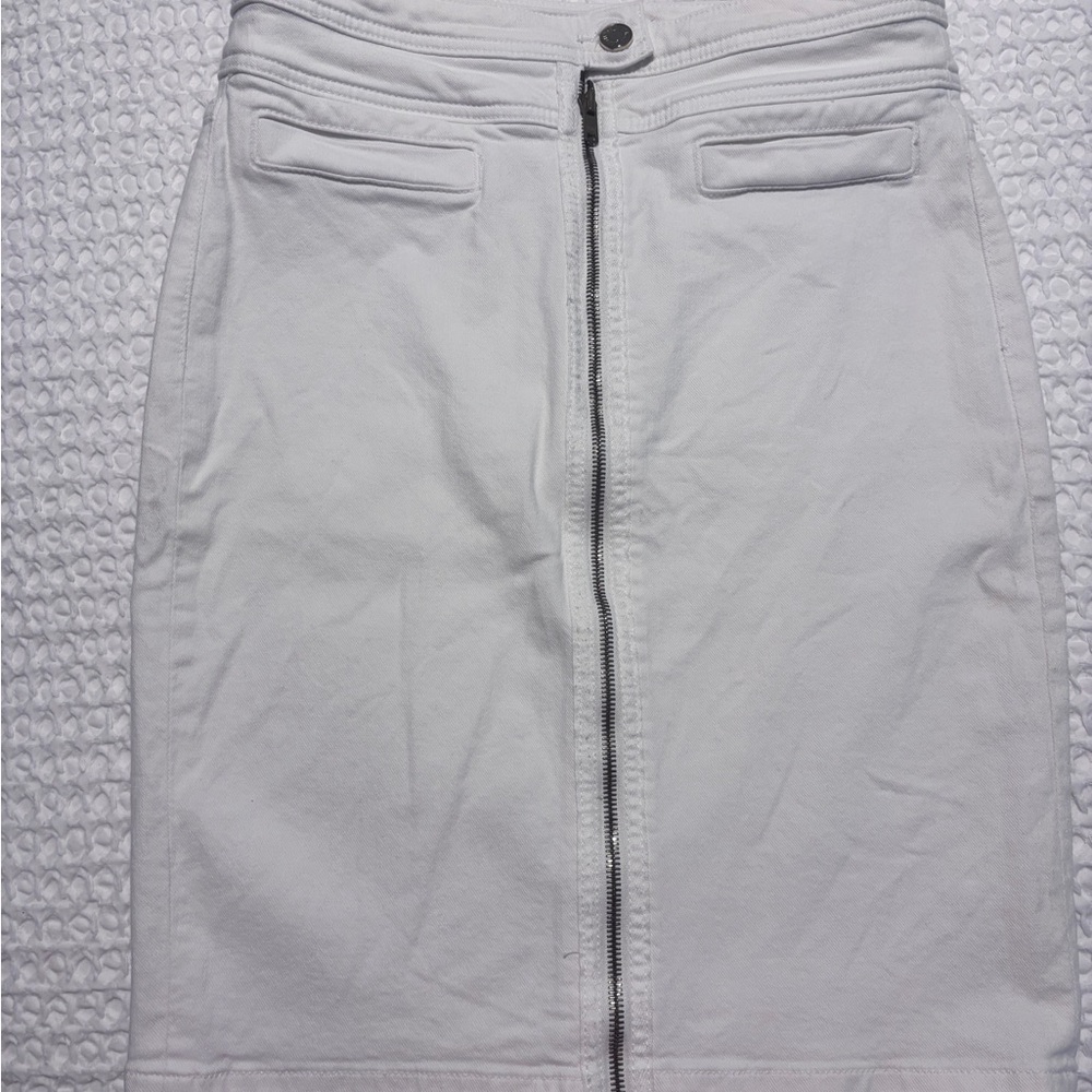 7 For all Mankind White Skirt with Front Zipper